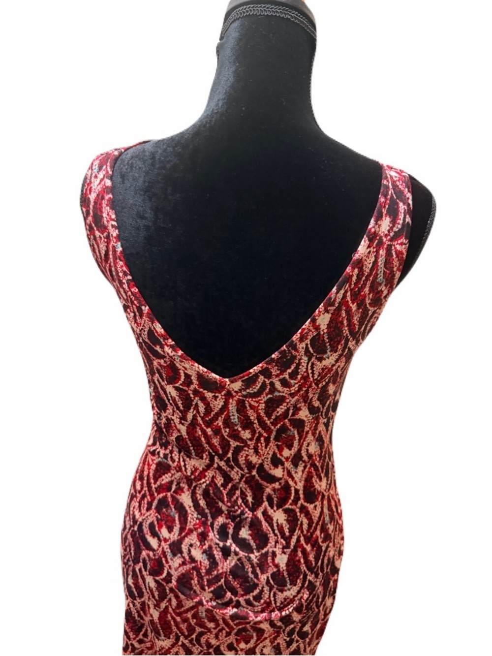 Diane von Furstenberg 100% Silk Ruched Midi Dress size 6 Sleeveless body-con - Picture 8 of 10